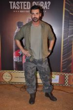 John Abraham at Gold TV awards red carpet in Mumbai on 20th July 2013 (19).JPG